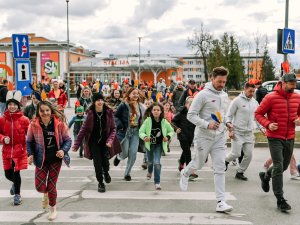 Latvijā lielākā ziedošā zaķa atklāšana un tradicionālais Zaķu olimpiskais skrējiens dos startu 7. Šūpoļu festivālam