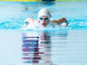 Sporta klubs “Gauja” aicina piedalīties aizraujošās bērnu peldēšanas sacensībās