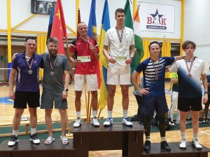 Novadniekiem panākumi starptautiskajā dubultspēļu turnīrā badmintonā