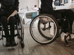 Pieejams finansējums cilvēku ar invaliditāti mājokļu pielāgošanai