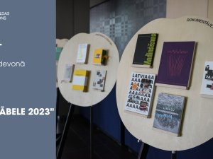 Siguldā apskatāma konkursa “Zelta ābele 2023” grāmatu izstāde
